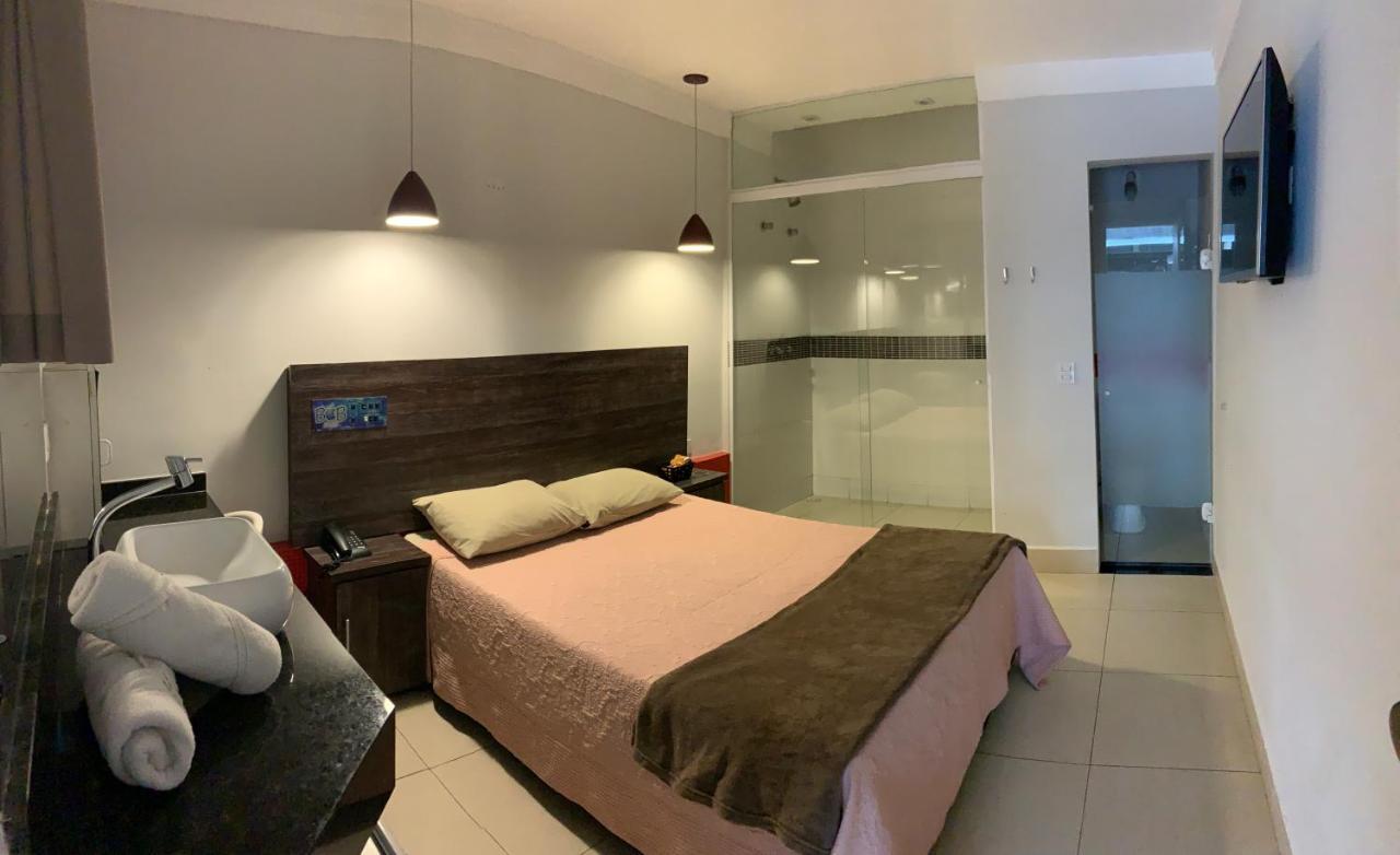 Bob Motel Гуарульос Екстериор снимка